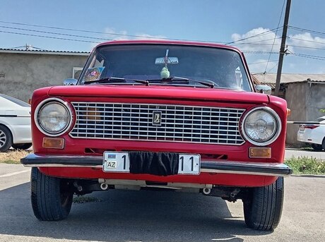 LADA (VAZ) 21011 1980