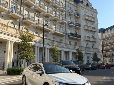 Toyota Camry 2019