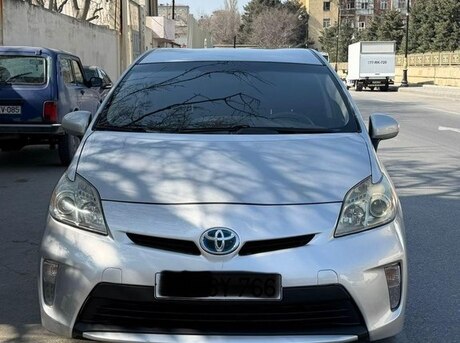 Toyota Prius 2012