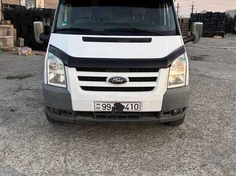 Ford Transit 2011