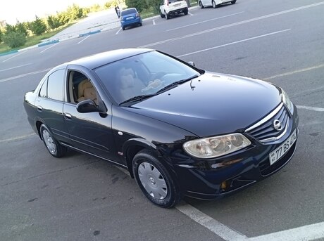 Nissan Sunny 2010