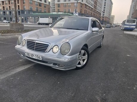 Mercedes E 220 2000