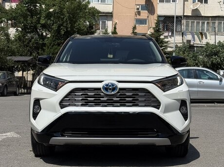 Toyota RAV4 2021