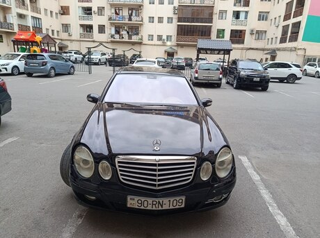 Mercedes E 240 2002
