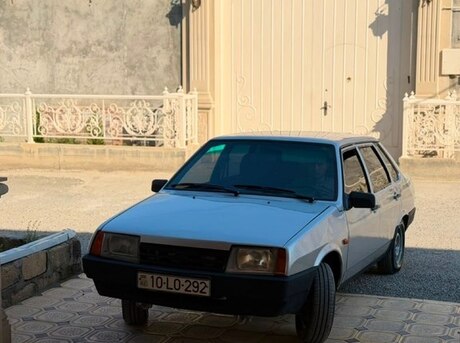 LADA (VAZ) 21099 2003