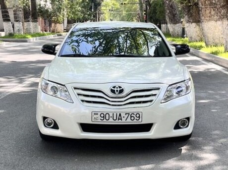 Toyota Camry 2010