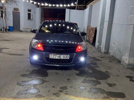 Opel Astra 2007