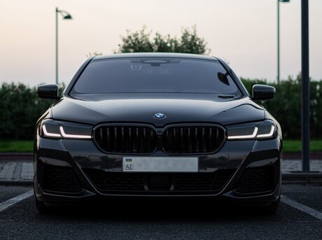 BMW 530e 2021