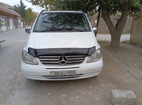 Mercedes  2009