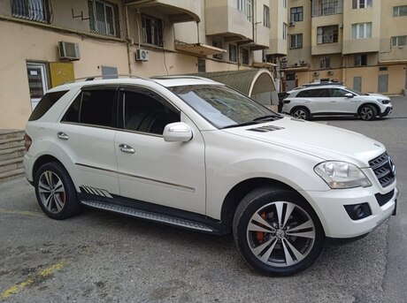 Mercedes ML 350 4MATIC 2010