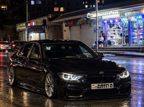 BMW 328 2012