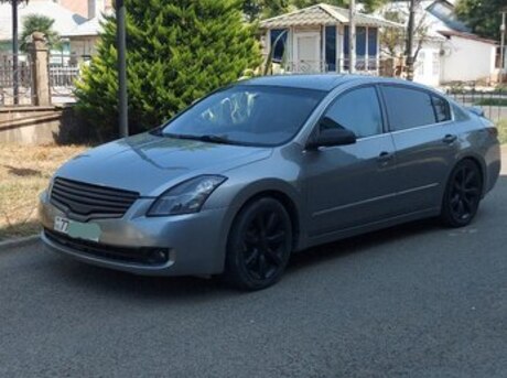 Nissan Altima 2009