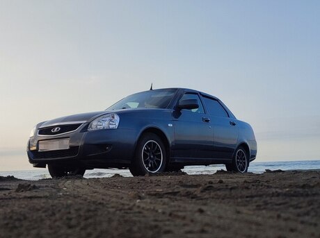 LADA (VAZ) Priora 2017