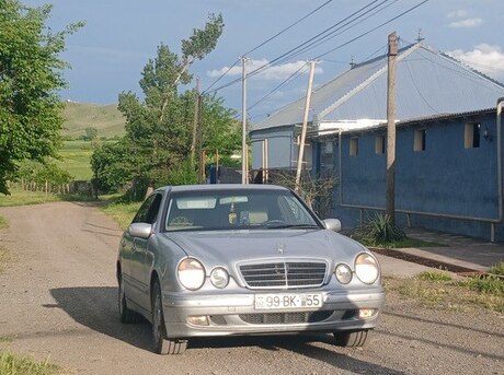 Mercedes E 200 2000