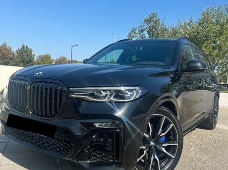 BMW X7 2021