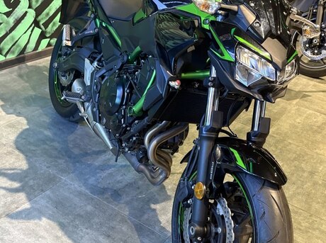 Kawasaki Z650 2022
