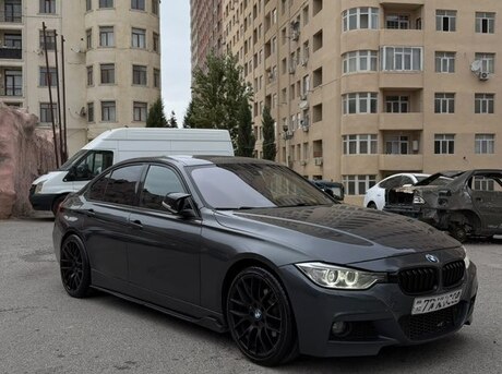 BMW 328 2014