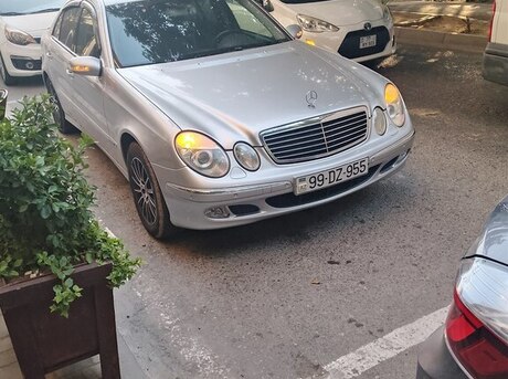 Mercedes E 240 2002