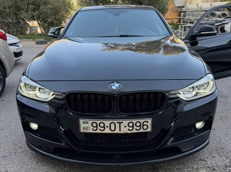 BMW 330 2016