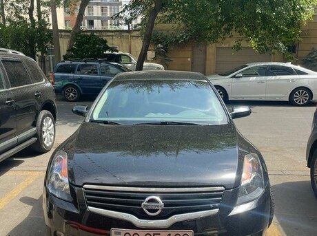 Nissan Altima 2008