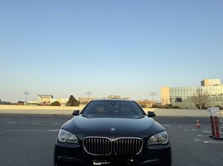 BMW 740 2014