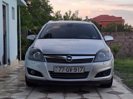 Opel Astra 2009