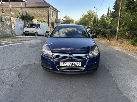 Opel Astra 2010