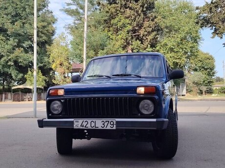 LADA (VAZ) Niva 2013