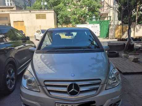 Mercedes B 200 2005
