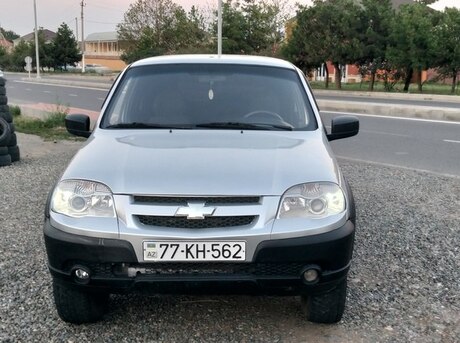 Chevrolet Niva 2012