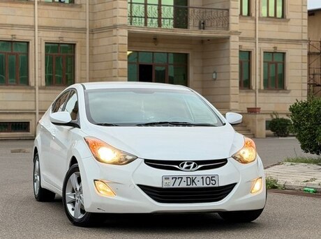 Hyundai Elantra 2013