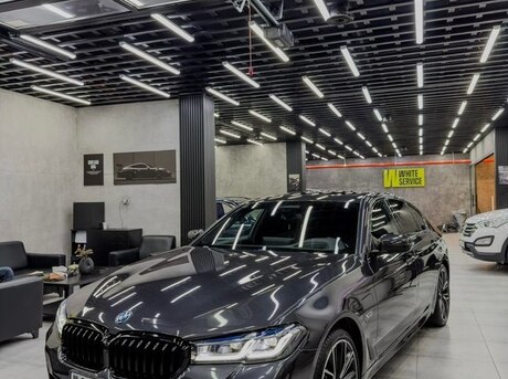 BMW 530e 2022