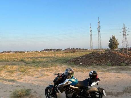 CFMOTO 250 NK 2025