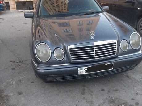 Mercedes E 240 1999