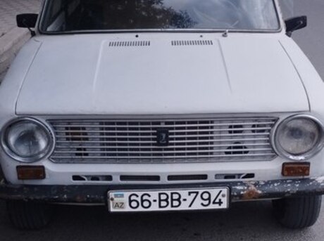 LADA (VAZ) 21011 1983