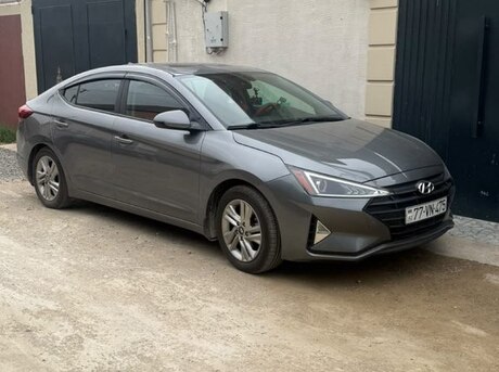 Hyundai Elantra 2019