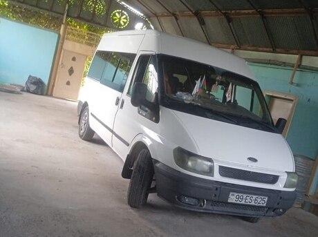 Ford Transit 2004