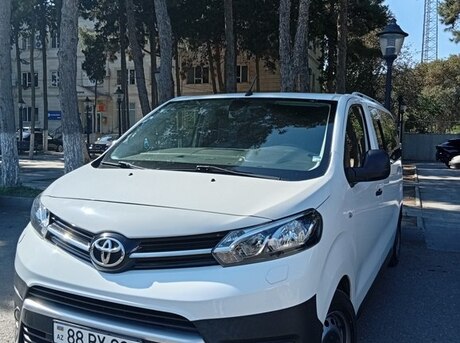 Toyota  2020