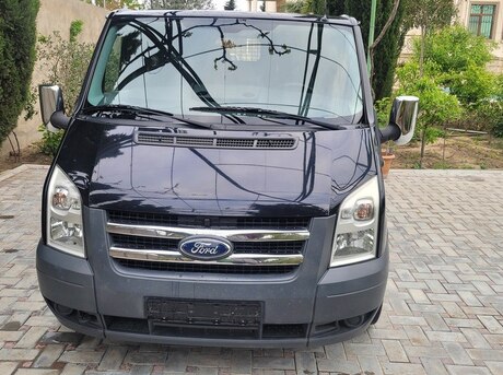 Ford Transit 2011