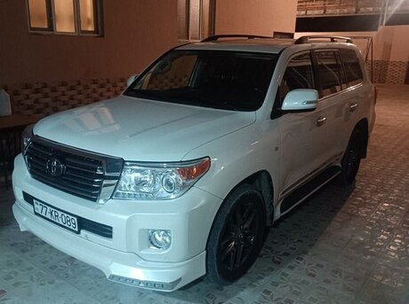 Toyota Land Cruiser 2010