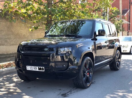Land Rover Defender 2022