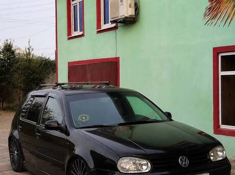 Volkswagen Golf 2000