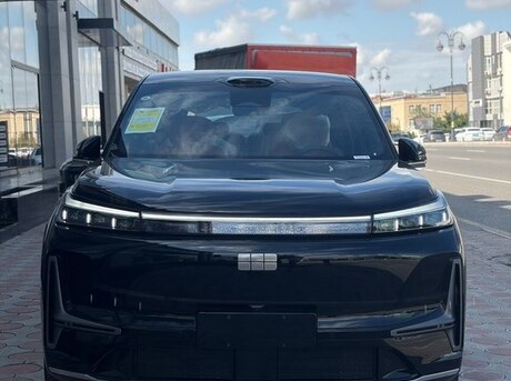 Geely  2025
