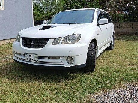 Mitsubishi Airtrek 2002