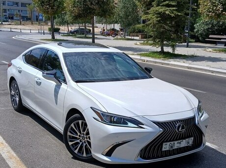 Lexus ES 250 2021
