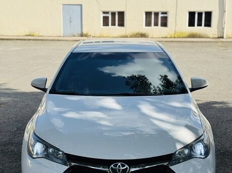 Toyota Camry 2017