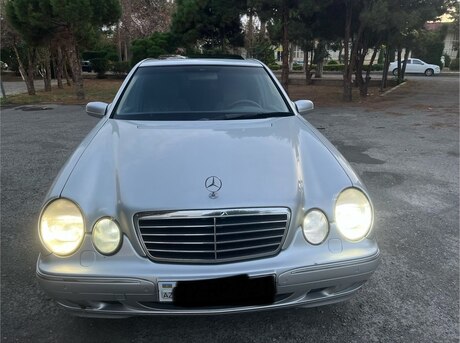 Mercedes E 280 2000