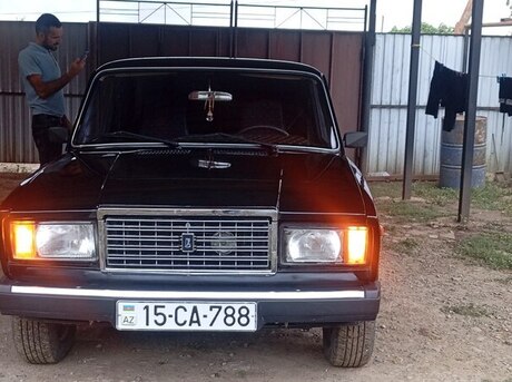 LADA (VAZ) 2107 2010