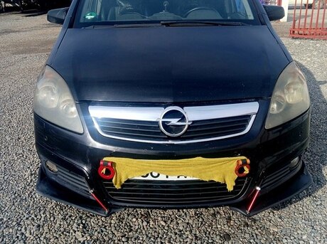 Opel Zafira 2005