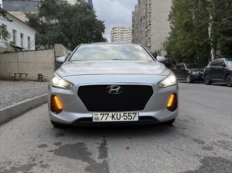 Hyundai  2017